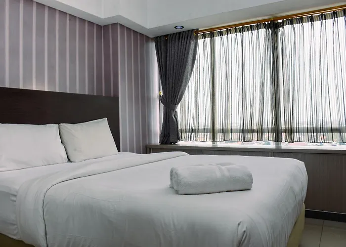 Chic And Cozy 1Br Apartment At H Residence Near Mt Haryono By Travelio